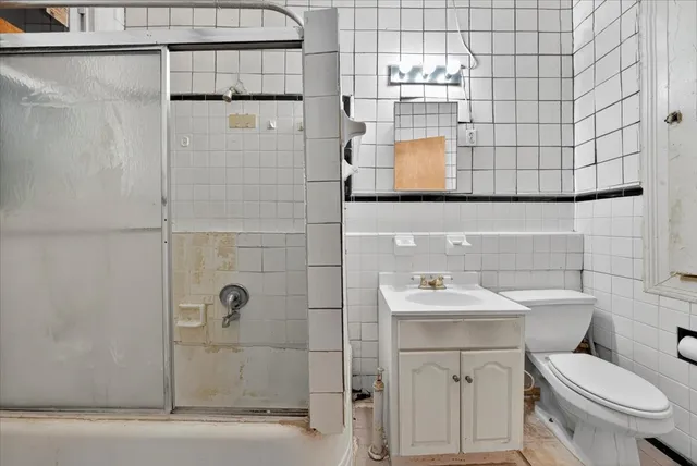 $1,100,000 | 350 East 169th Street | Concourse