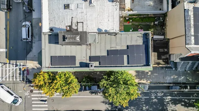 $1,100,000 | 350 East 169th Street | Concourse