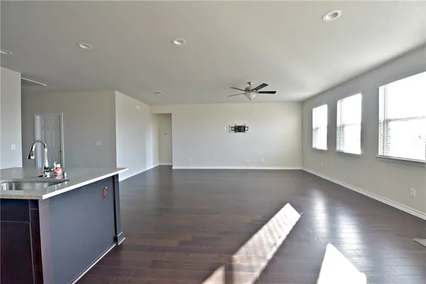 $1,995 | 517 Whitney Trail, Leander, TX 78641