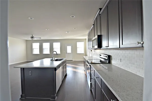 $1,995 | 517 Whitney Trail, Leander, TX 78641