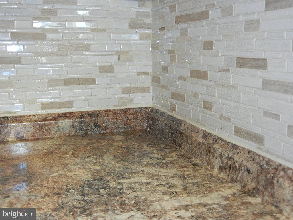 141 Eaves Mill Road Medford, NJ 08055 - Photo 12 of 35 Kitchen Counter and glass tile back-splash