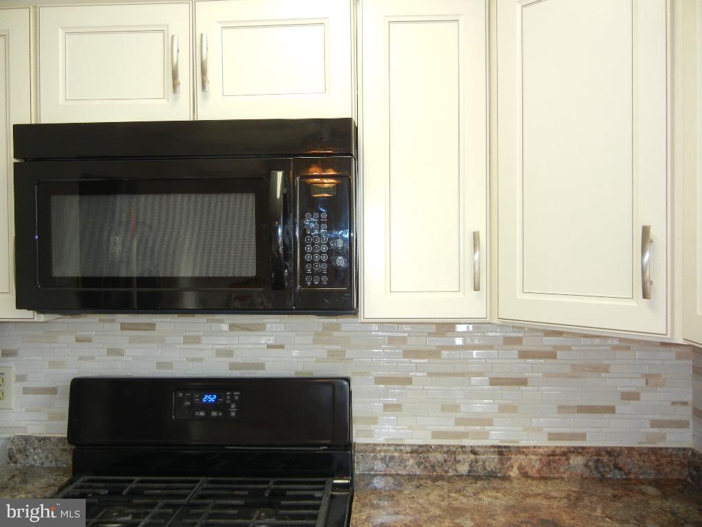 141 Eaves Mill Road Medford, NJ 08055 - Photo 18 of 35 Microwave