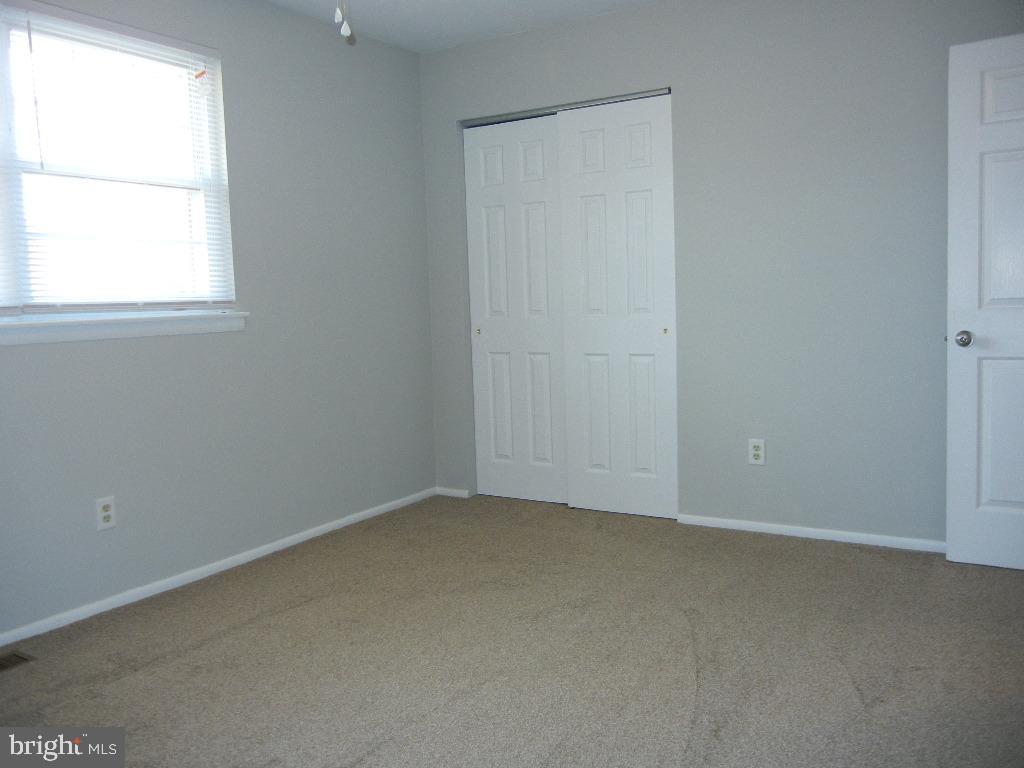 141 Eaves Mill Road Medford, NJ 08055 - Photo 20 of 35 Bedroom #1 - Master - window treatments included