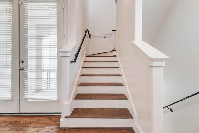 $525,000 | 6873 Staffordshire, Houston, TX 77030