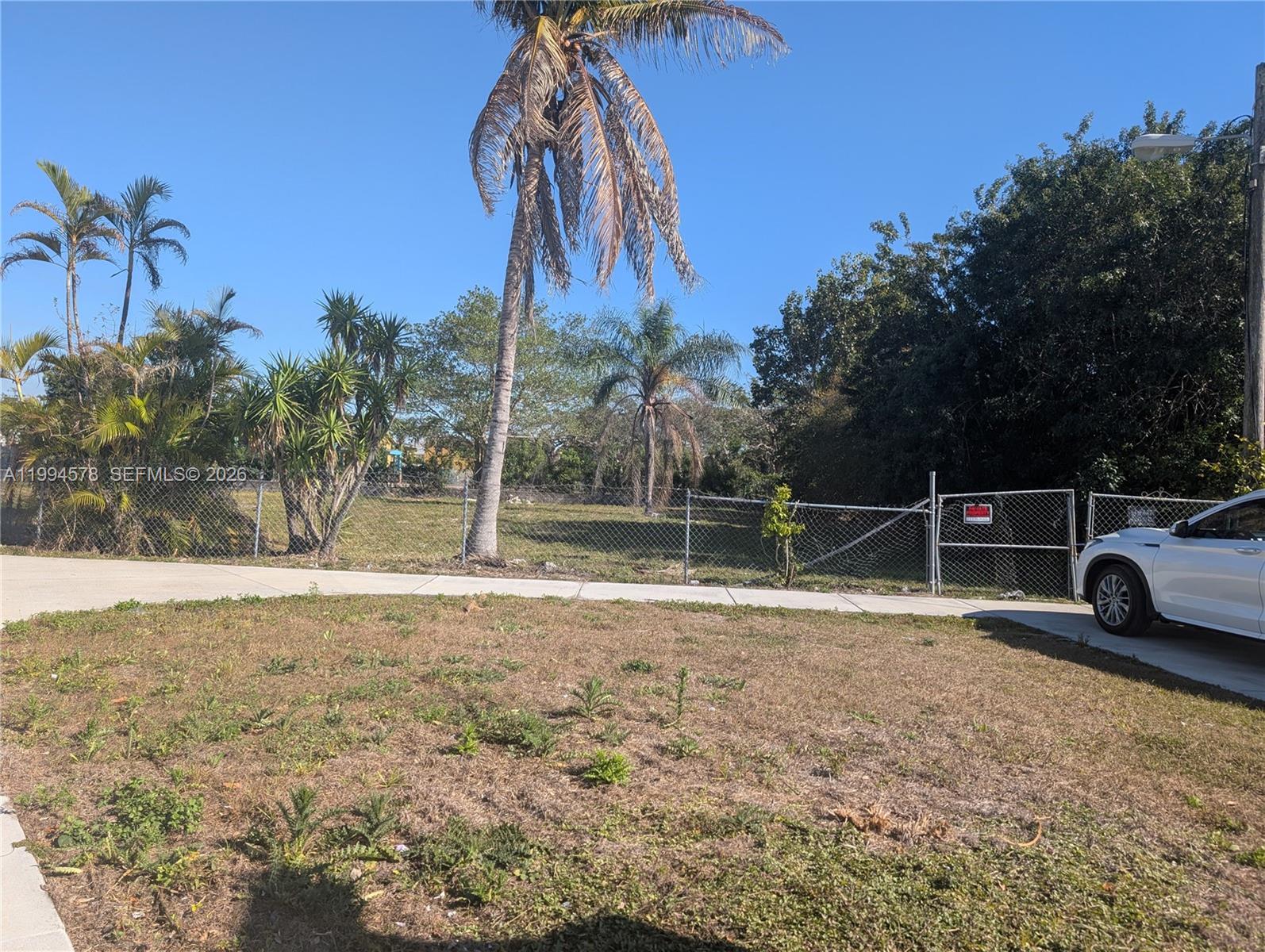 14490 Southwest 264th Street Homestead, FL 33032 - Photo 10 of 13