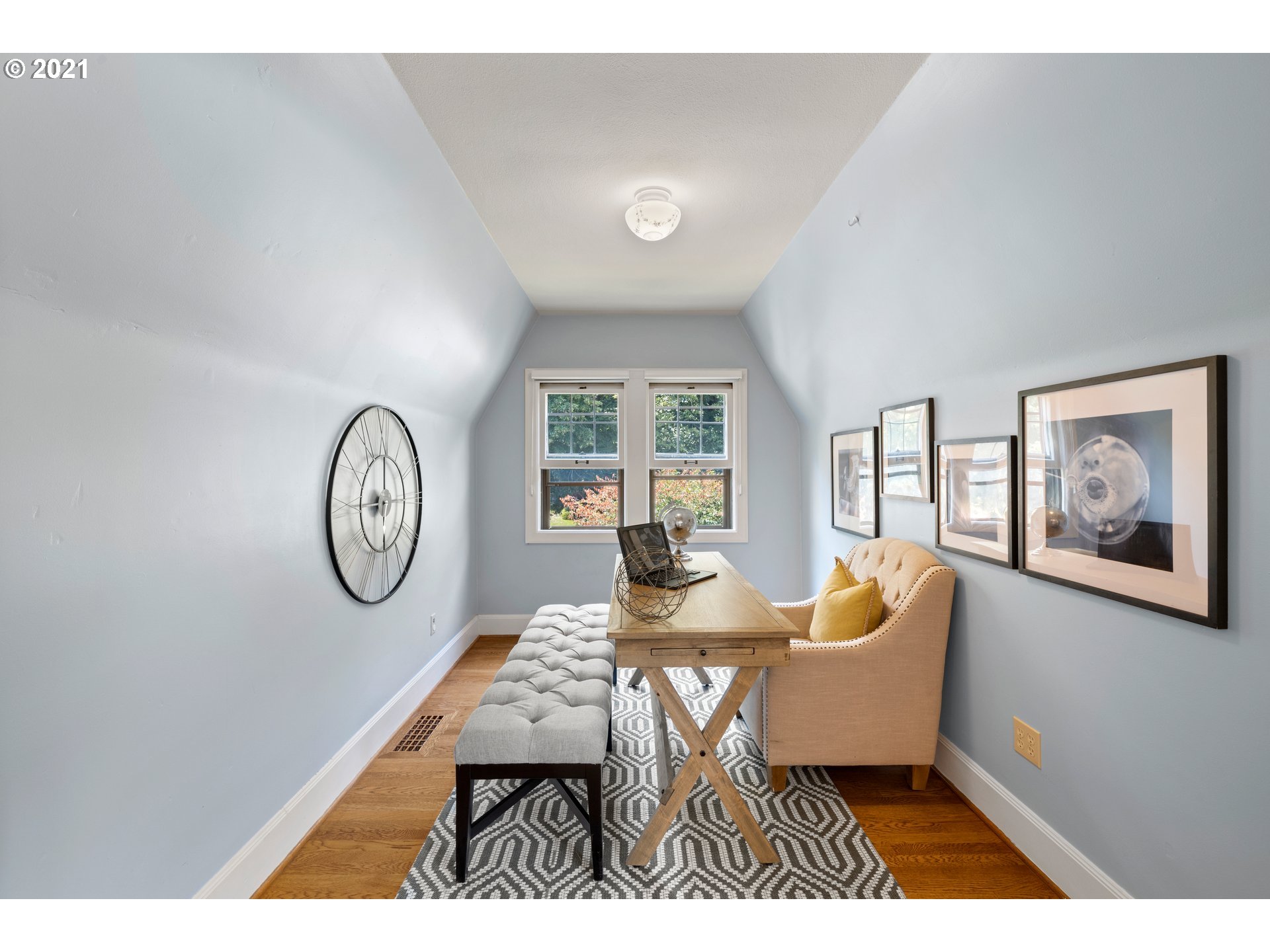 7932 Southeast Reed College Place Portland, OR 97202 - Photo 20 of 32 Gallery Image 20