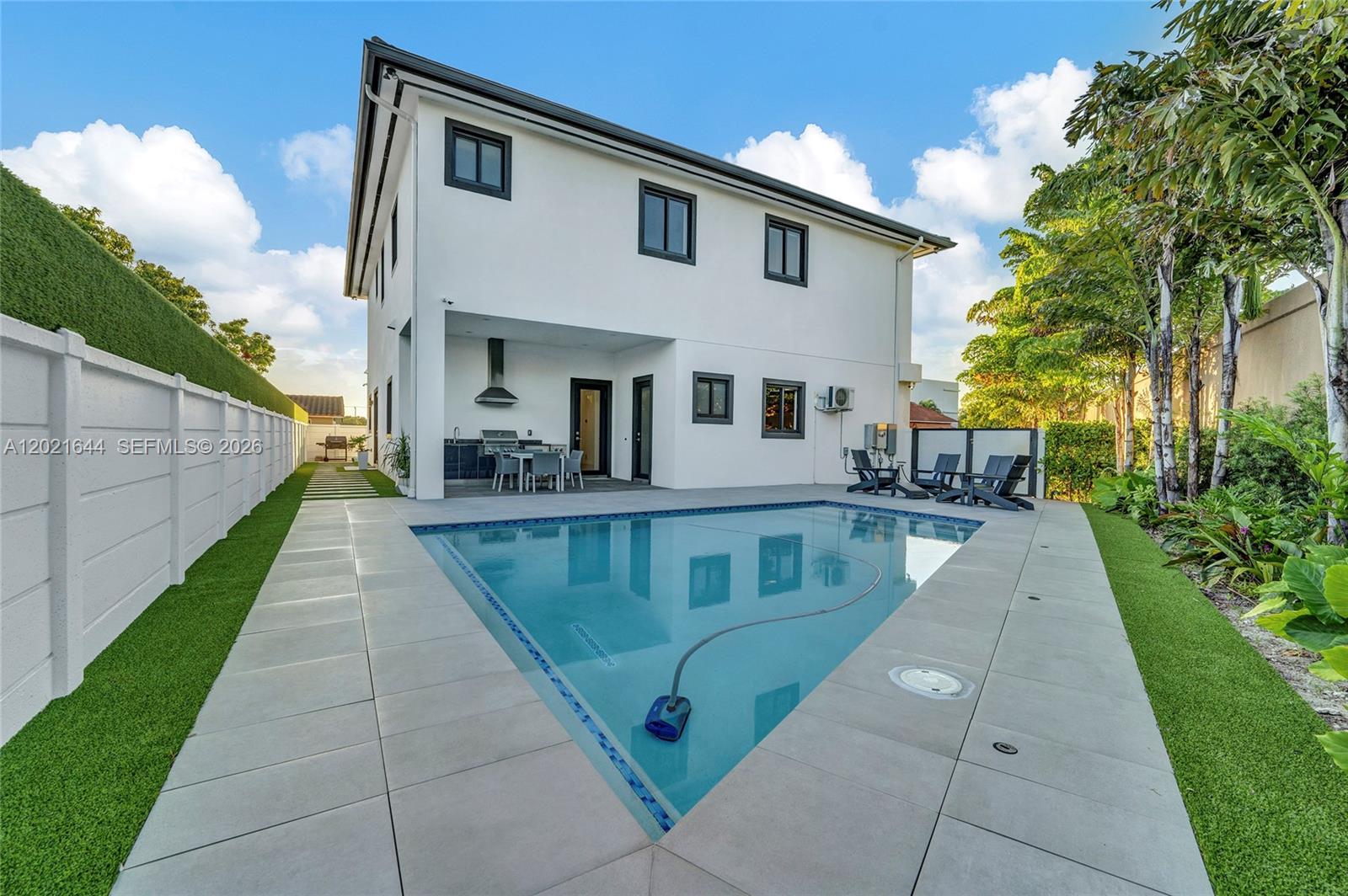 7800 Southwest 9th Terrace Miami, FL 33144 - Photo 12 of 64