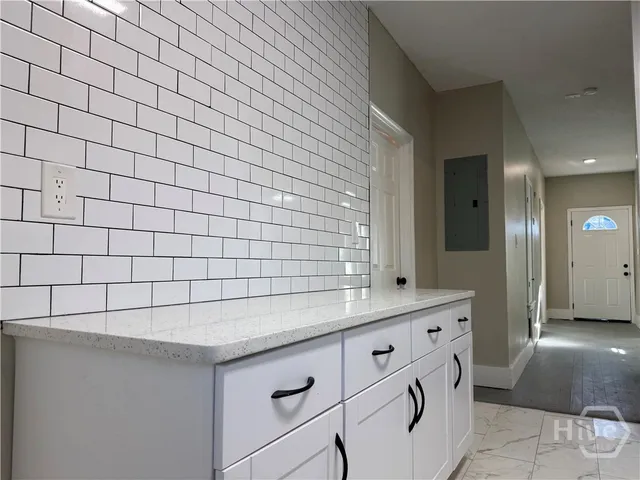 $1,995 | 728 West 39th Street, Savannah, GA 31415