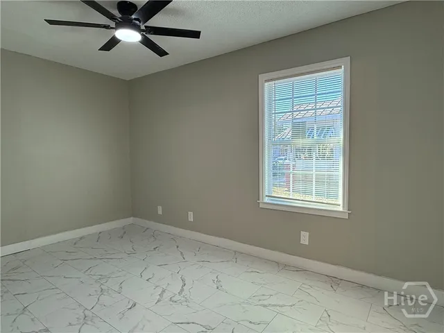 $1,995 | 728 West 39th Street, Savannah, GA 31415