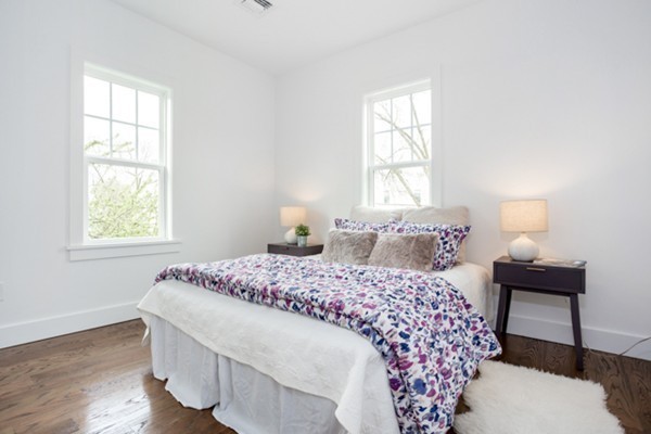 7 Reeds Court, Unit 2 Somerville, MA 02145 - Photo 9 of 14 Gallery Image 9