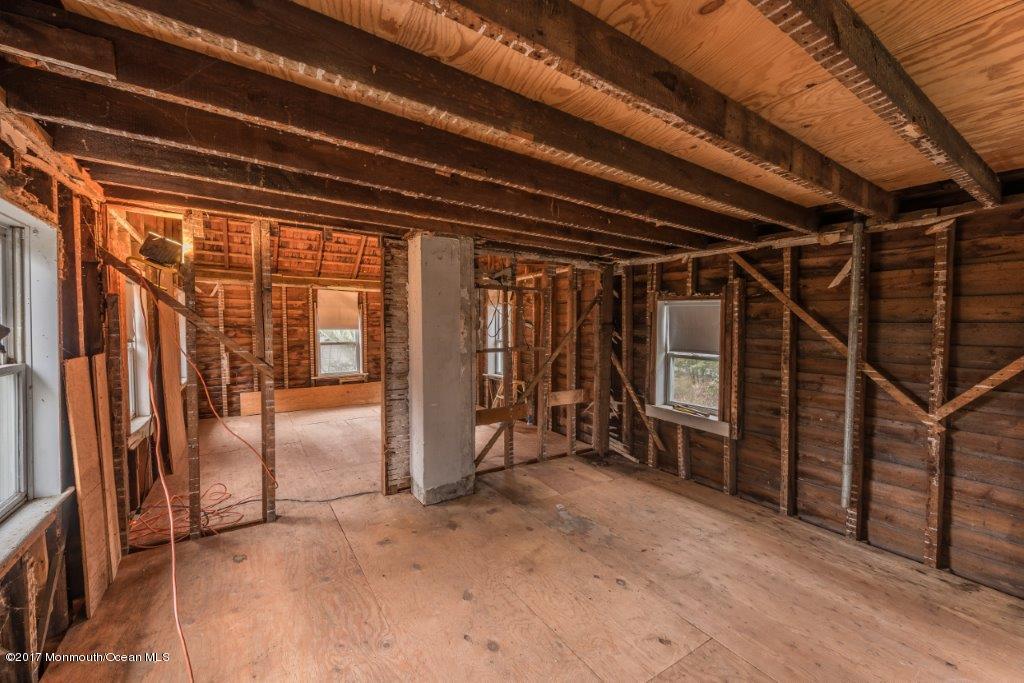 354 Cobain Road Jackson, NJ 08527 - Photo 6 of 17 PAC_2787-HDR