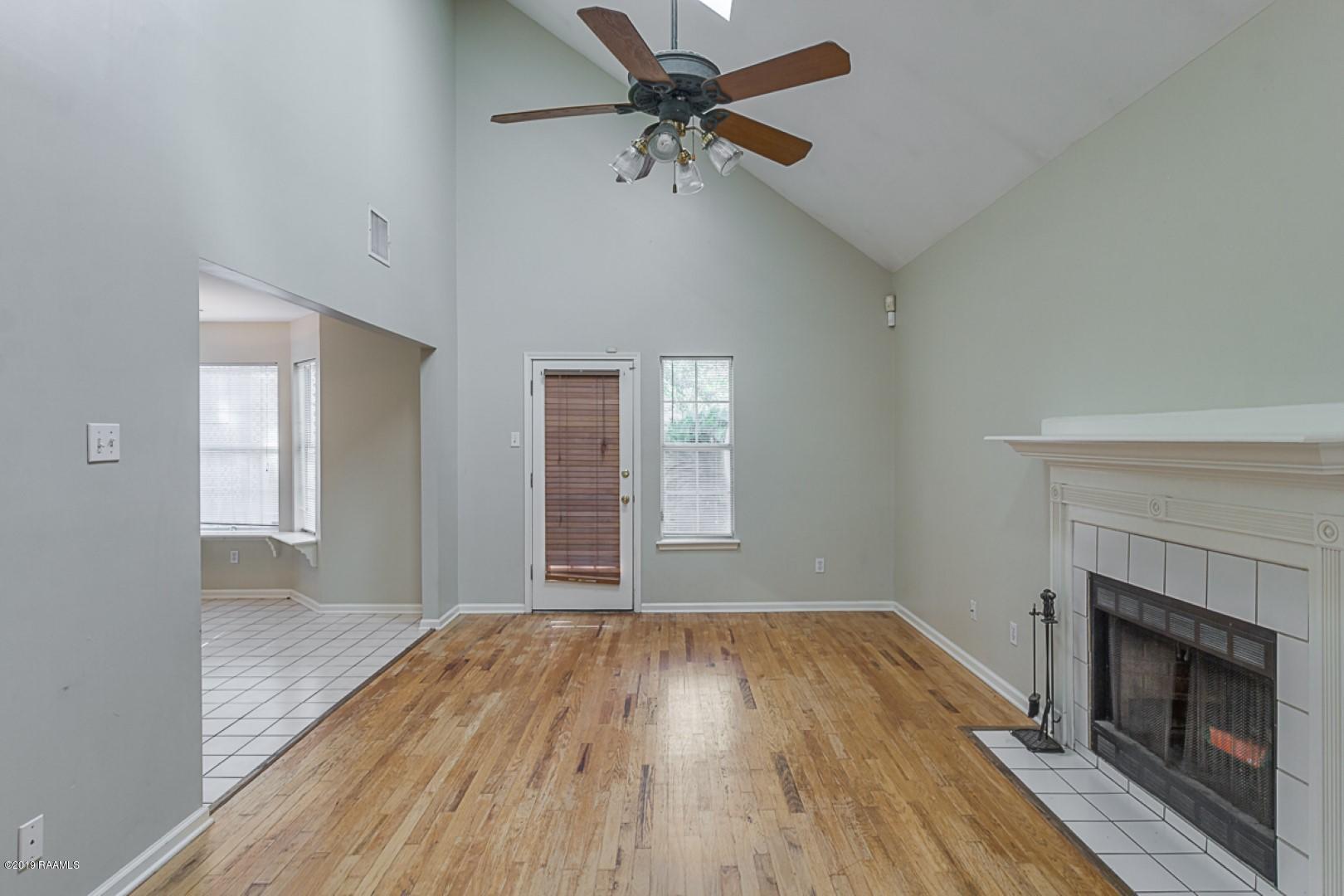 115 Aaron Drive Lafayette, LA 70508 - Photo 5 of 32 115 Aaron-6066