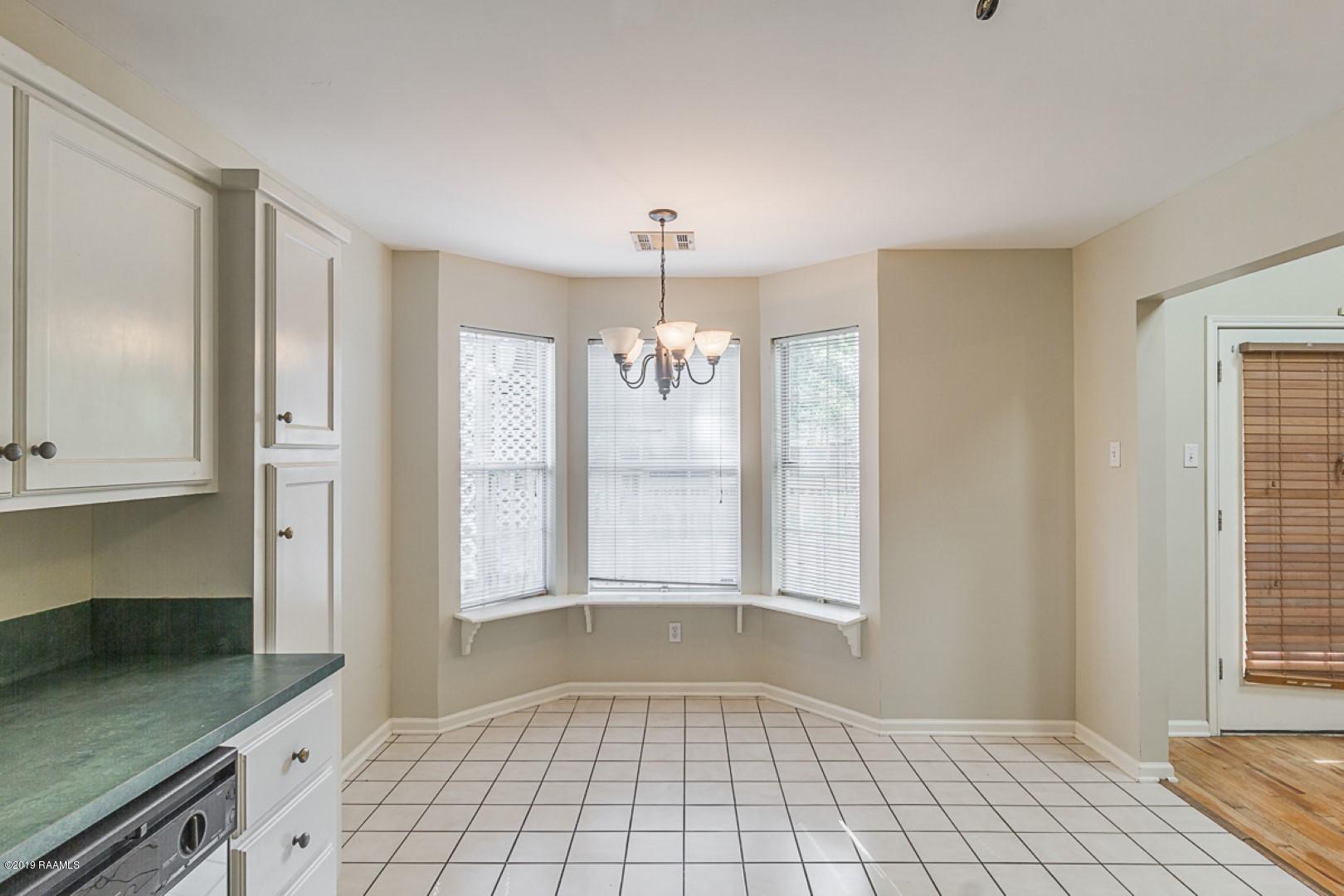 115 Aaron Drive Lafayette, LA 70508 - Photo 8 of 32 115 Aaron-6096