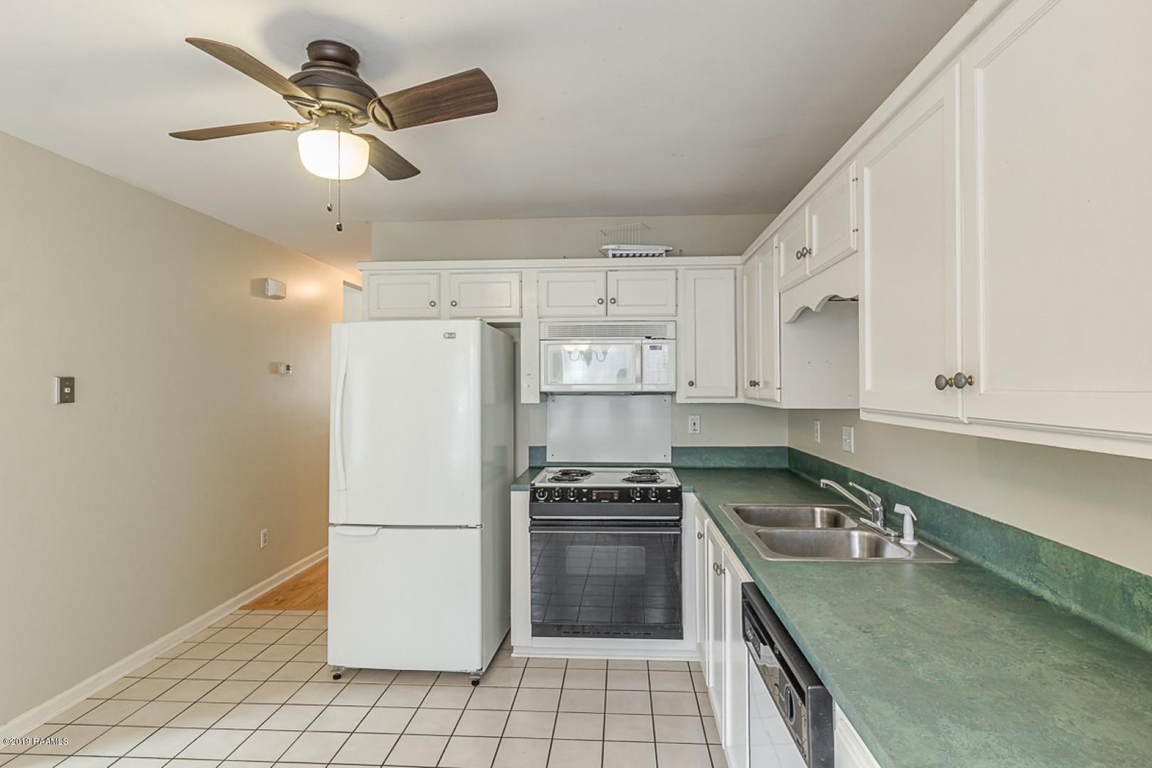 115 Aaron Drive Lafayette, LA 70508 - Photo 9 of 32 115 Aaron-6105