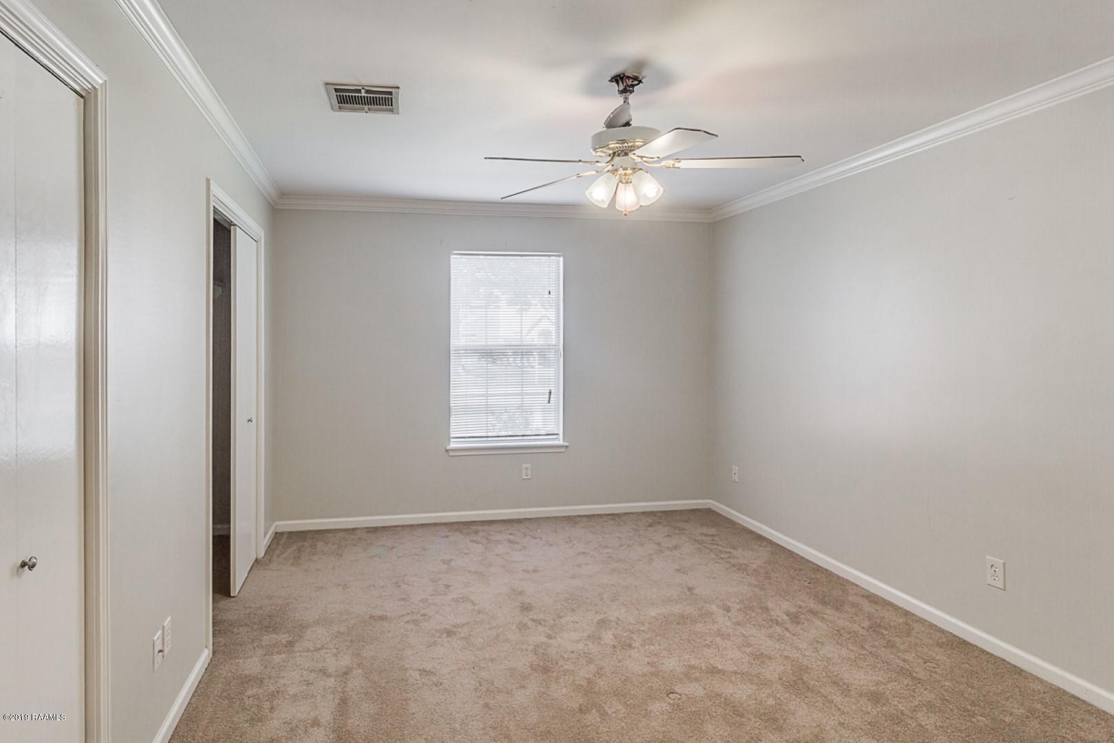 115 Aaron Drive Lafayette, LA 70508 - Photo 10 of 32 115 Aaron-6111