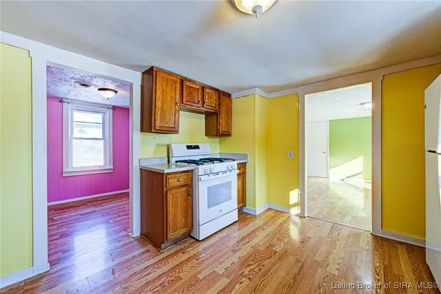 $169,900 | 9120 East Blue River Road, Pekin, IN 47165