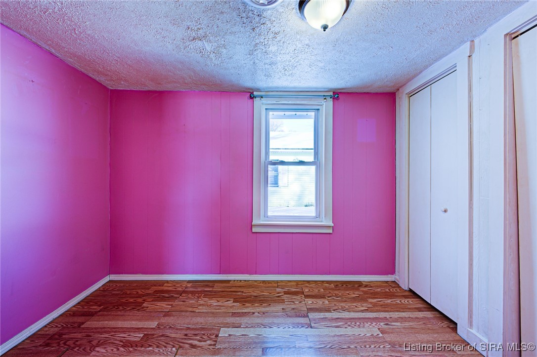 9120 East Blue River Road Pekin, IN 47165 - Photo 12 of 30