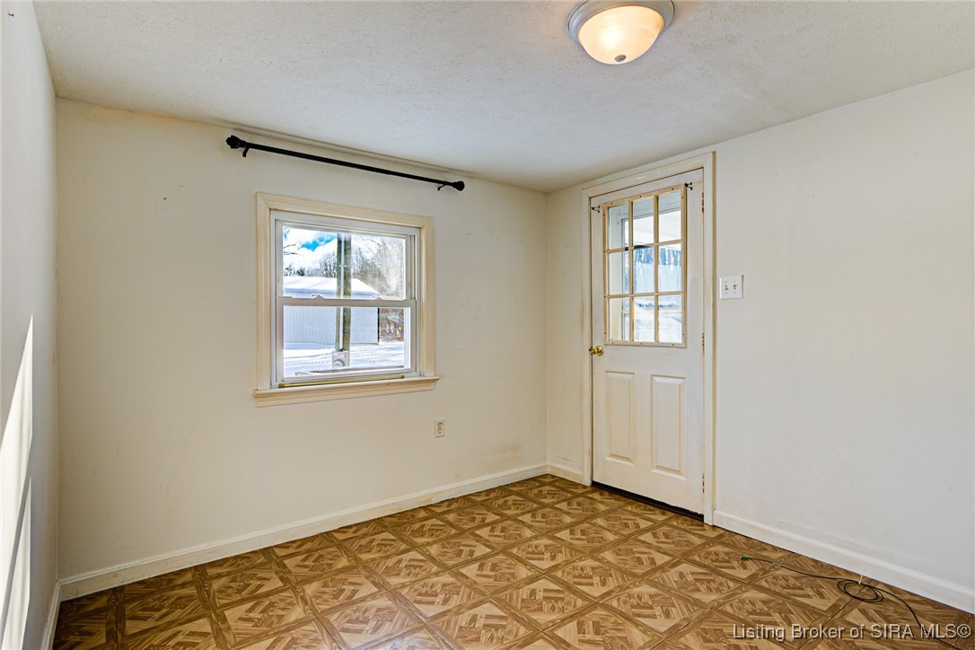 9120 East Blue River Road Pekin, IN 47165 - Photo 20 of 30