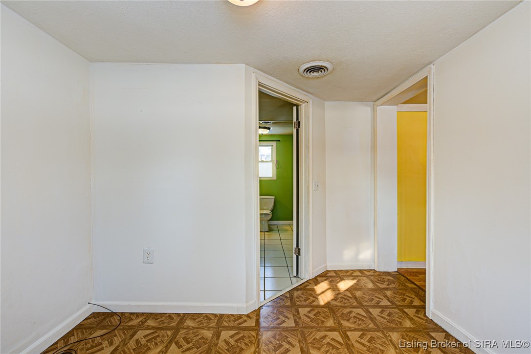 9120 East Blue River Road Pekin, IN 47165 - Photo 21 of 30