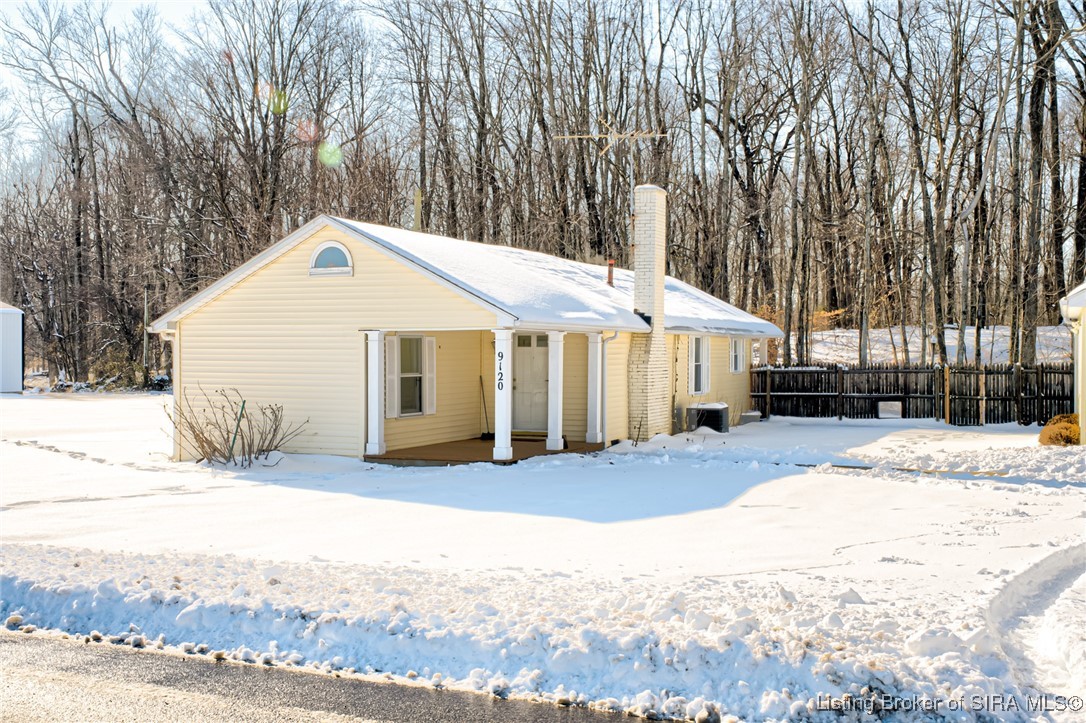 9120 East Blue River Road Pekin, IN 47165 - Photo 4 of 30