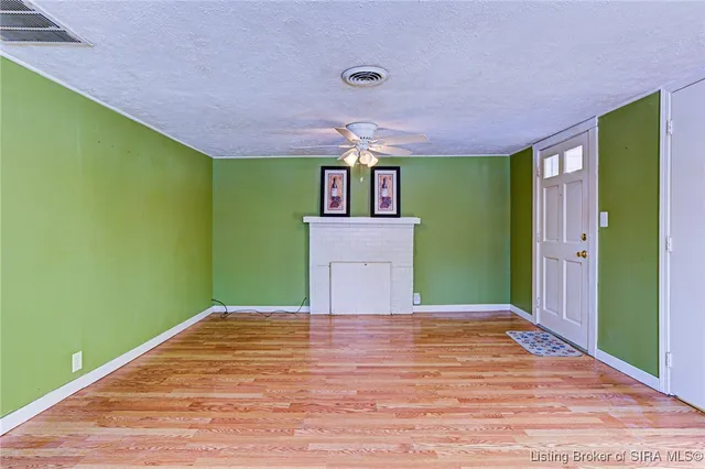 $169,900 | 9120 East Blue River Road, Pekin, IN 47165