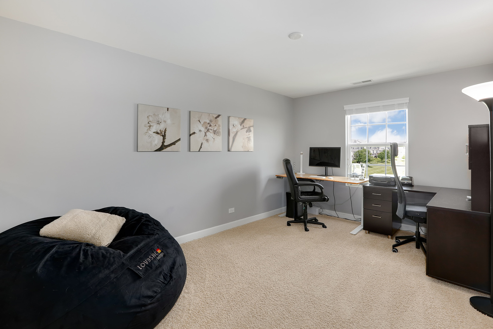 2827 Church Road Aurora, IL 60502 - Photo 14 of 30 a bedroom with a workspace