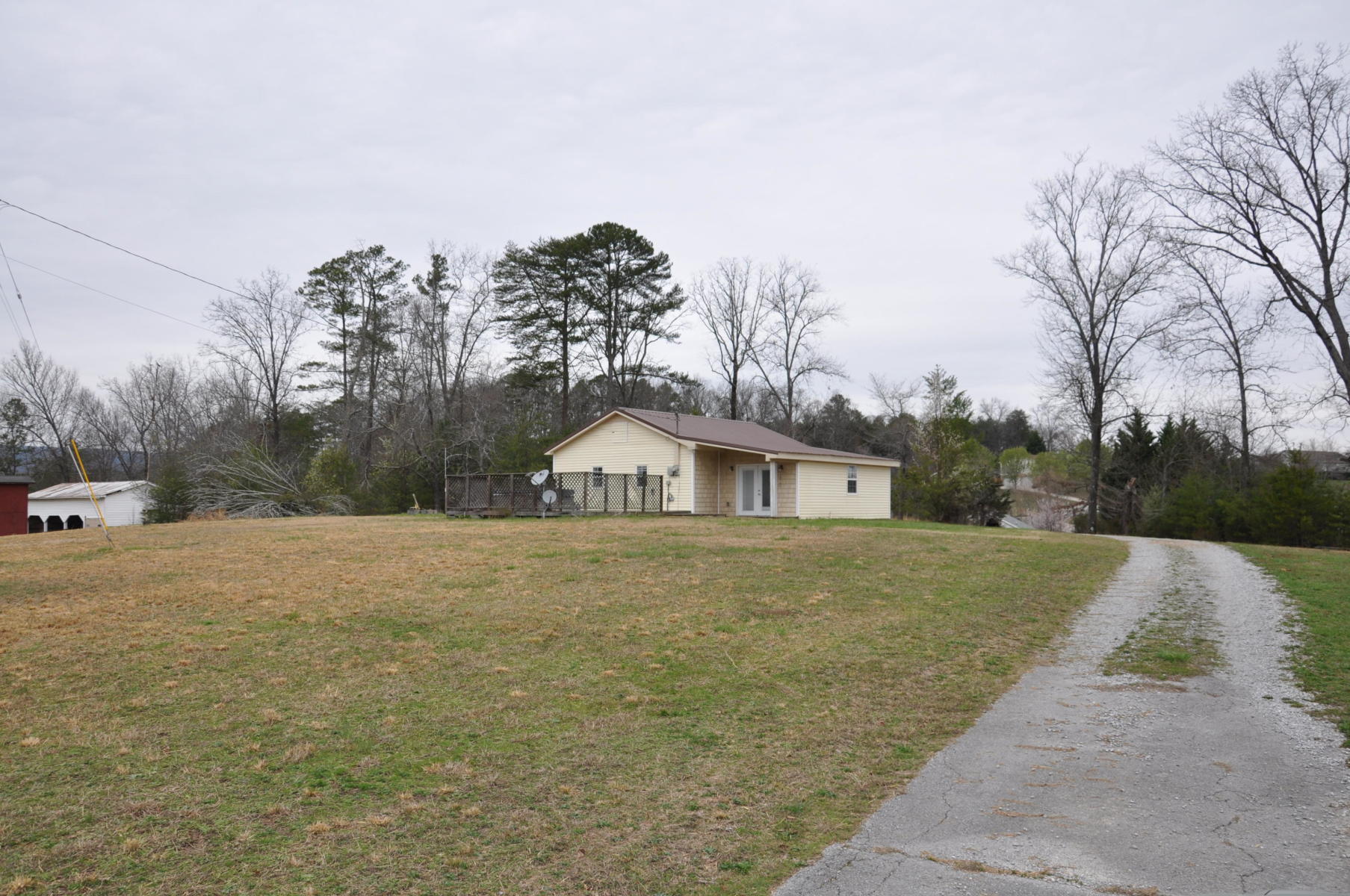 1211 Sequoyah Access Road Soddy Daisy, TN 37379 - Photo 19 of 26 20170315214140668481000000-o