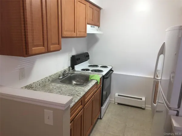 $1,800 | 20 Peddler Hill Road, Unit 2002, Monroe, NY 10950