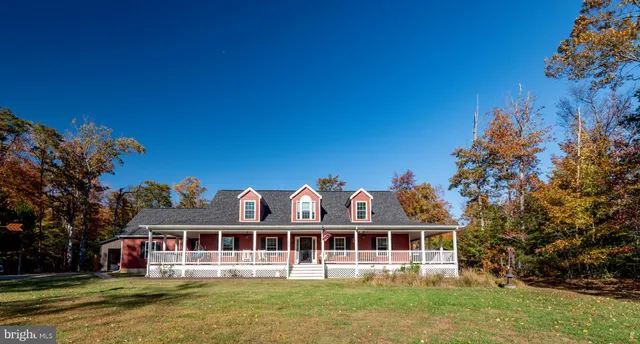 $950,000 | 26000 Sycamore Drive, Mechanicsville, MD 20659