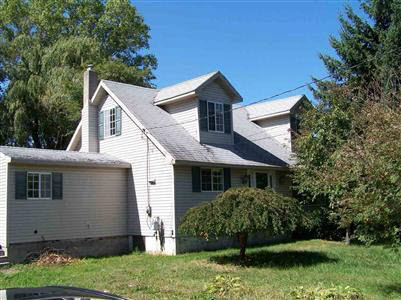 2172 Belsay Road Burton, MI 48519 - Photo 1 of 12 20138082.JPG