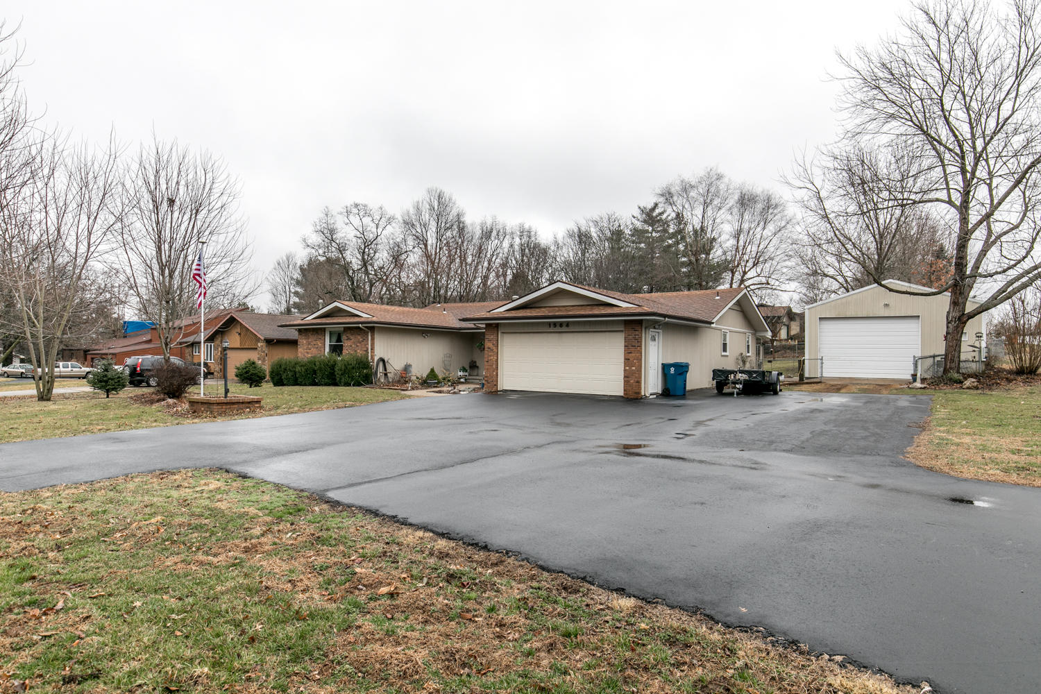 1564 East Carleton Street Springfield, MO 65804 - Photo 1 of 1 RE_1564 E Carleton-1