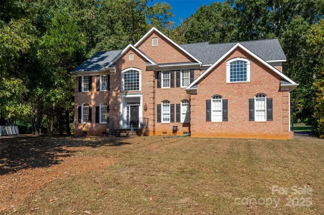 $700,000 | 4950 Shannamara Drive, Matthews, NC 28104