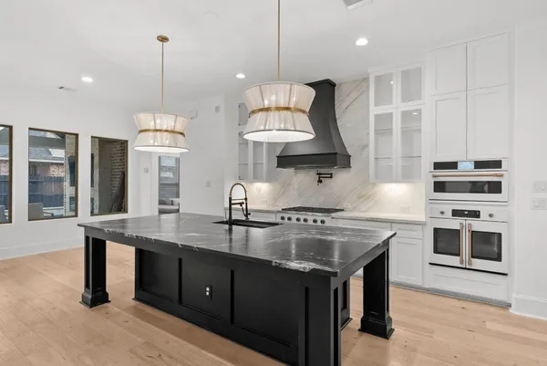 $675,000 | 15422 Trumball Manor Drive, Humble, TX 77346
