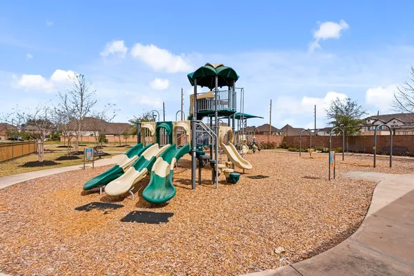 $675,000 | 15422 Trumball Manor Drive, Humble, TX 77346