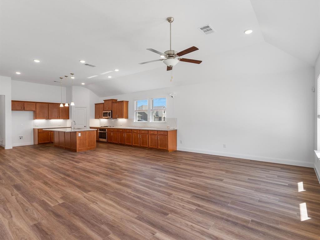 2900 Long Slope Road Arlington, TX 76001 - Photo 8 of 33 Gallery Image 8