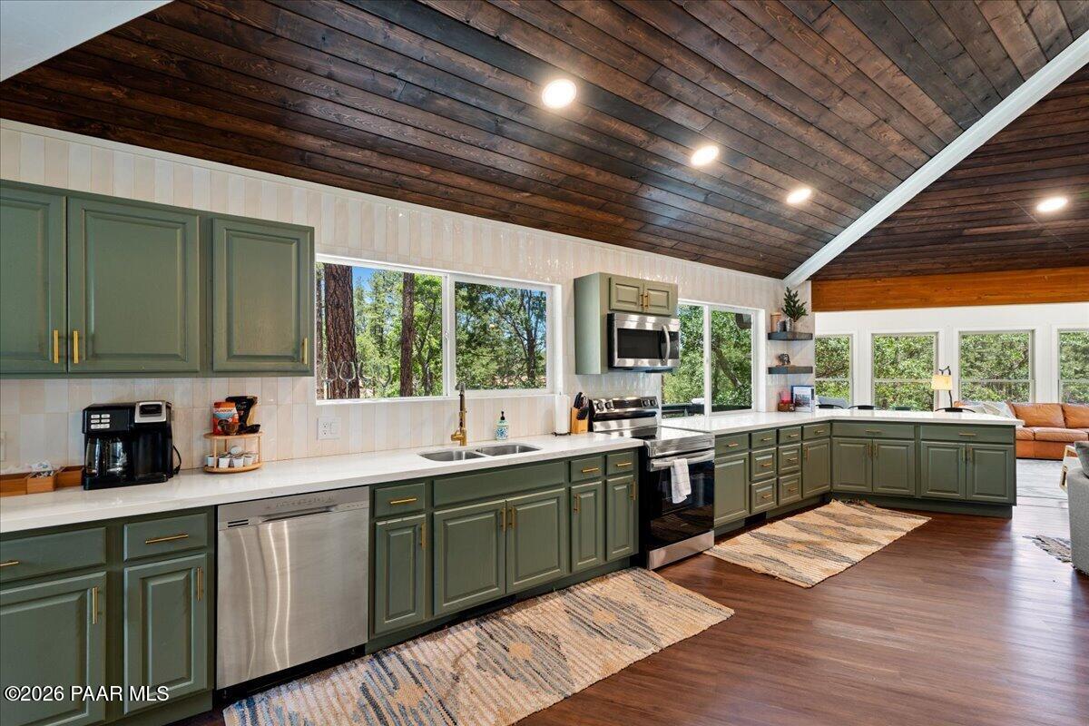5979 Dearing Road Prescott, AZ 86305 - Photo 3 of 41 21-Kitchen