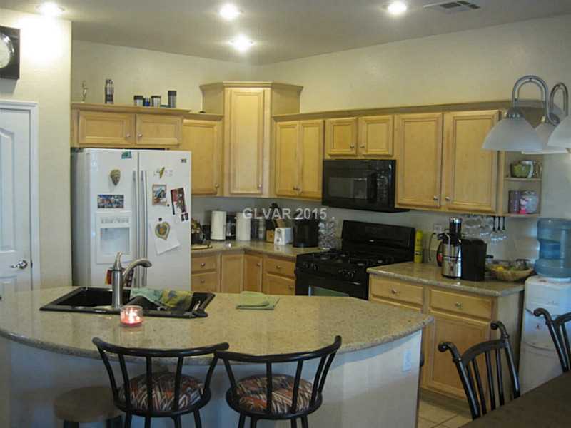 8971 Manhattan Road Henderson, NV 89074 - Photo 12 of 31 Kitchen.