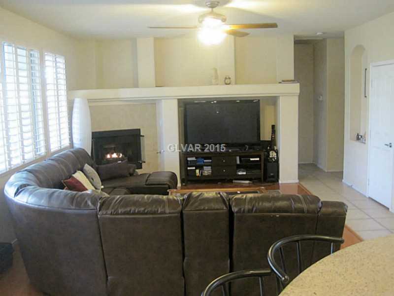 8971 Manhattan Road Henderson, NV 89074 - Photo 6 of 31 Family Room.