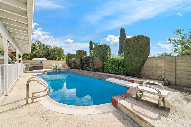 $1,399,000 | 11130 Stonecress Avenue, Fountain Valley, CA 92708