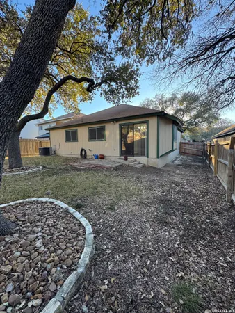 $1,700 | 10114 Sandbrook Hill, San Antonio, TX 78254