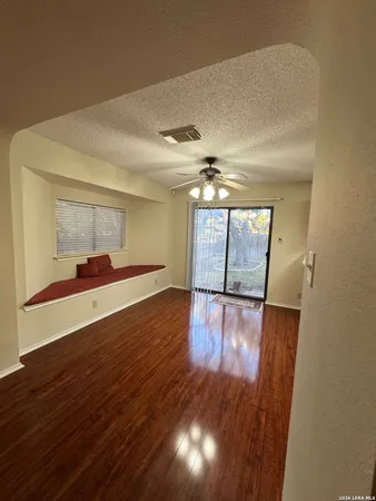 $1,700 | 10114 Sandbrook Hill, San Antonio, TX 78254