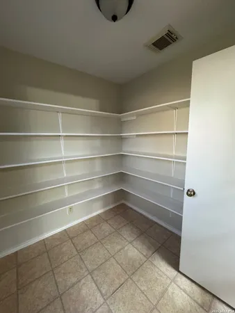 $1,700 | 10114 Sandbrook Hill, San Antonio, TX 78254