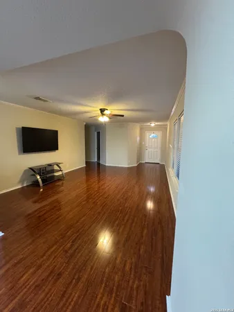 $1,700 | 10114 Sandbrook Hill, San Antonio, TX 78254