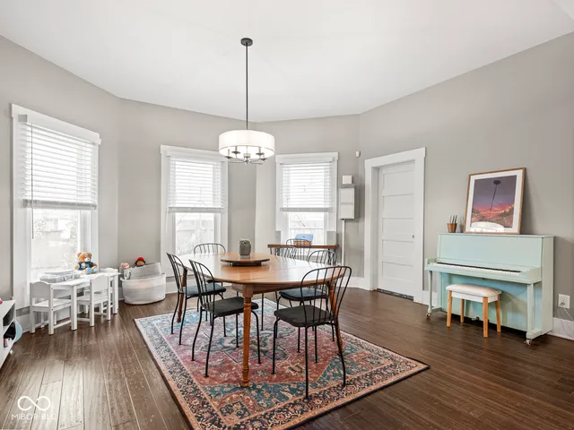 $3,100 | 622 North Hamilton Avenue, Indianapolis, IN 46201