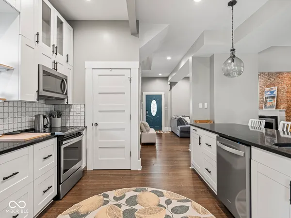 $3,100 | 622 North Hamilton Avenue, Indianapolis, IN 46201