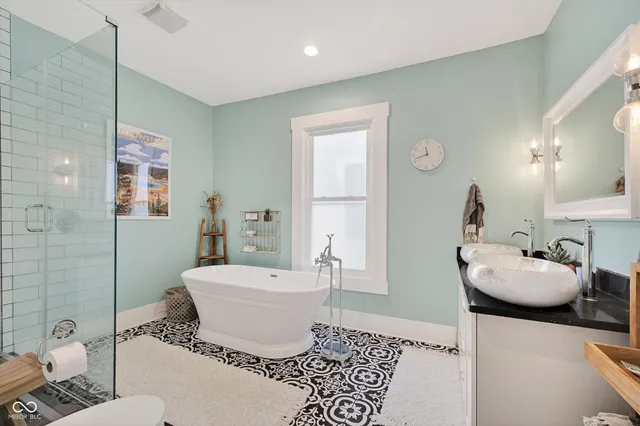 $3,100 | 622 North Hamilton Avenue, Indianapolis, IN 46201