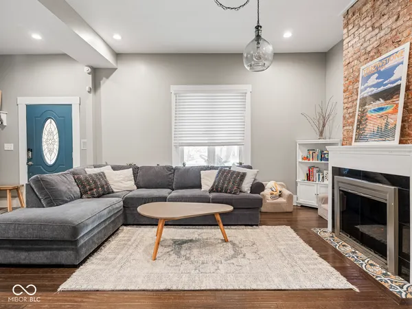 $3,100 | 622 North Hamilton Avenue, Indianapolis, IN 46201