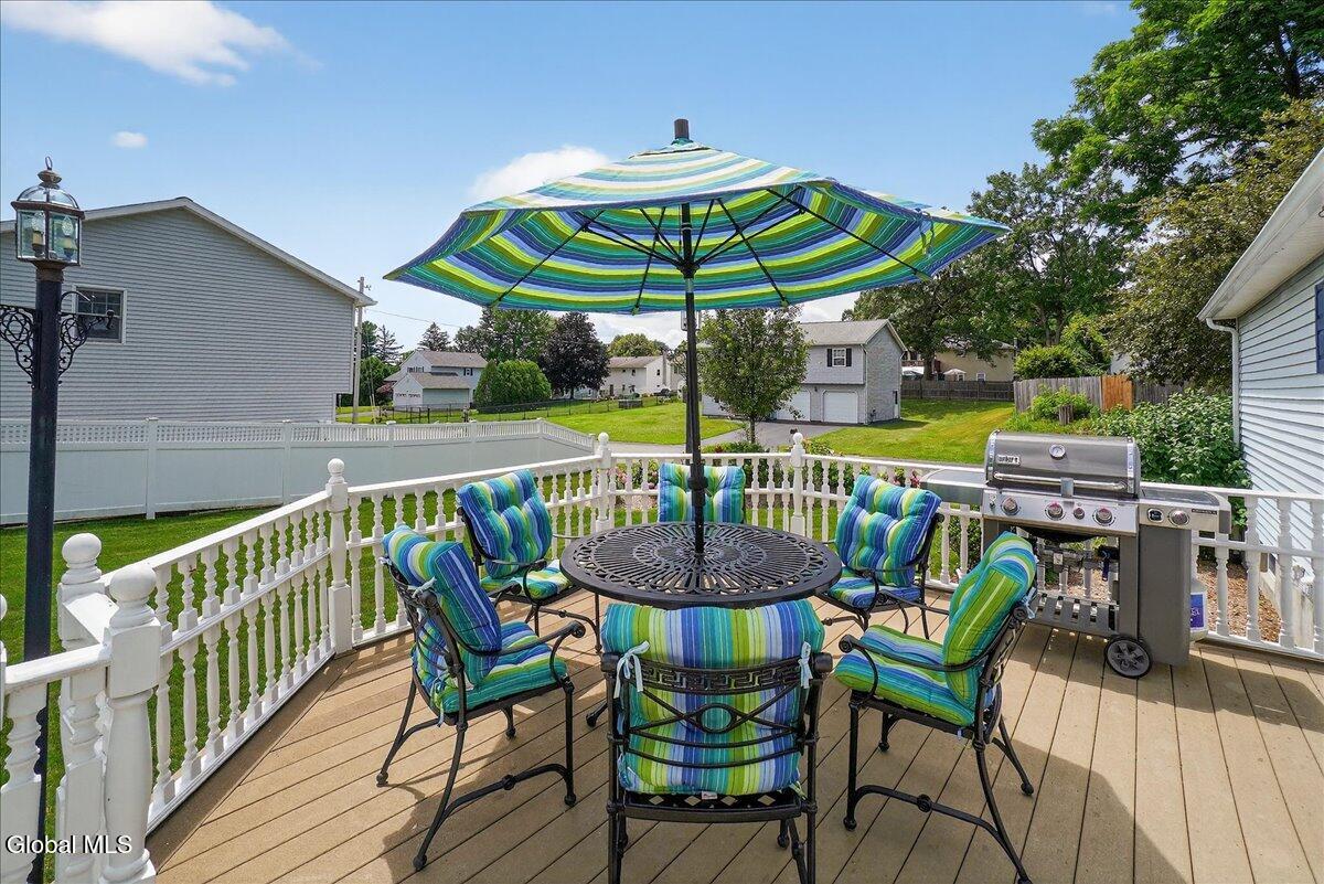 7 Marquette Avenue Latham, NY 12110 - Photo 49 of 52 17-7 Marquette Ave-17