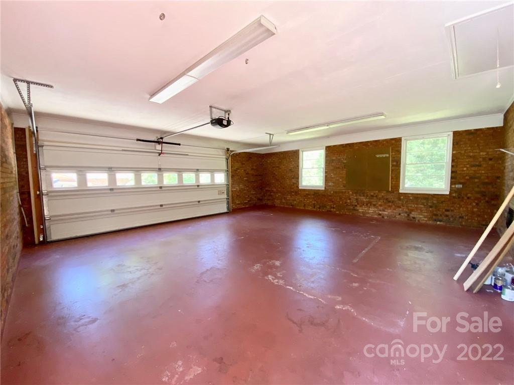 560 Shiloh Church Road Hickory, NC 28601 - Photo 15 of 24 Gallery Image 15