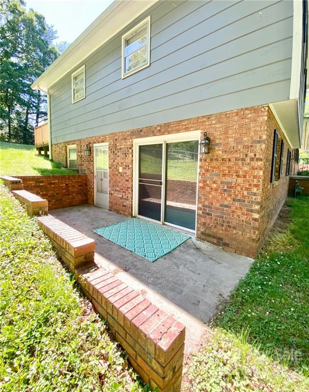 560 Shiloh Church Road Hickory, NC 28601 - Photo 23 of 24 Gallery Image 23